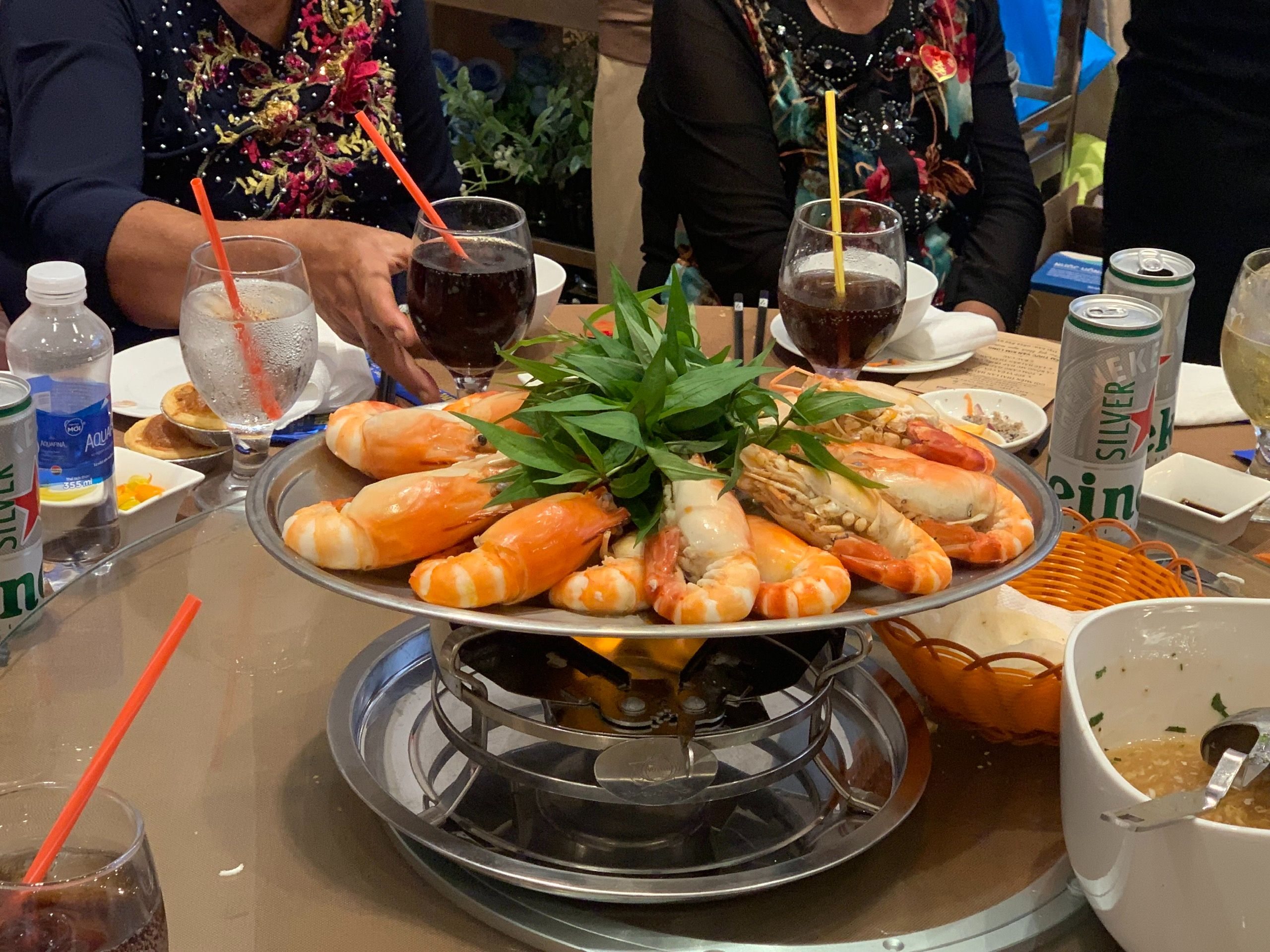 tôm sông hấp bia